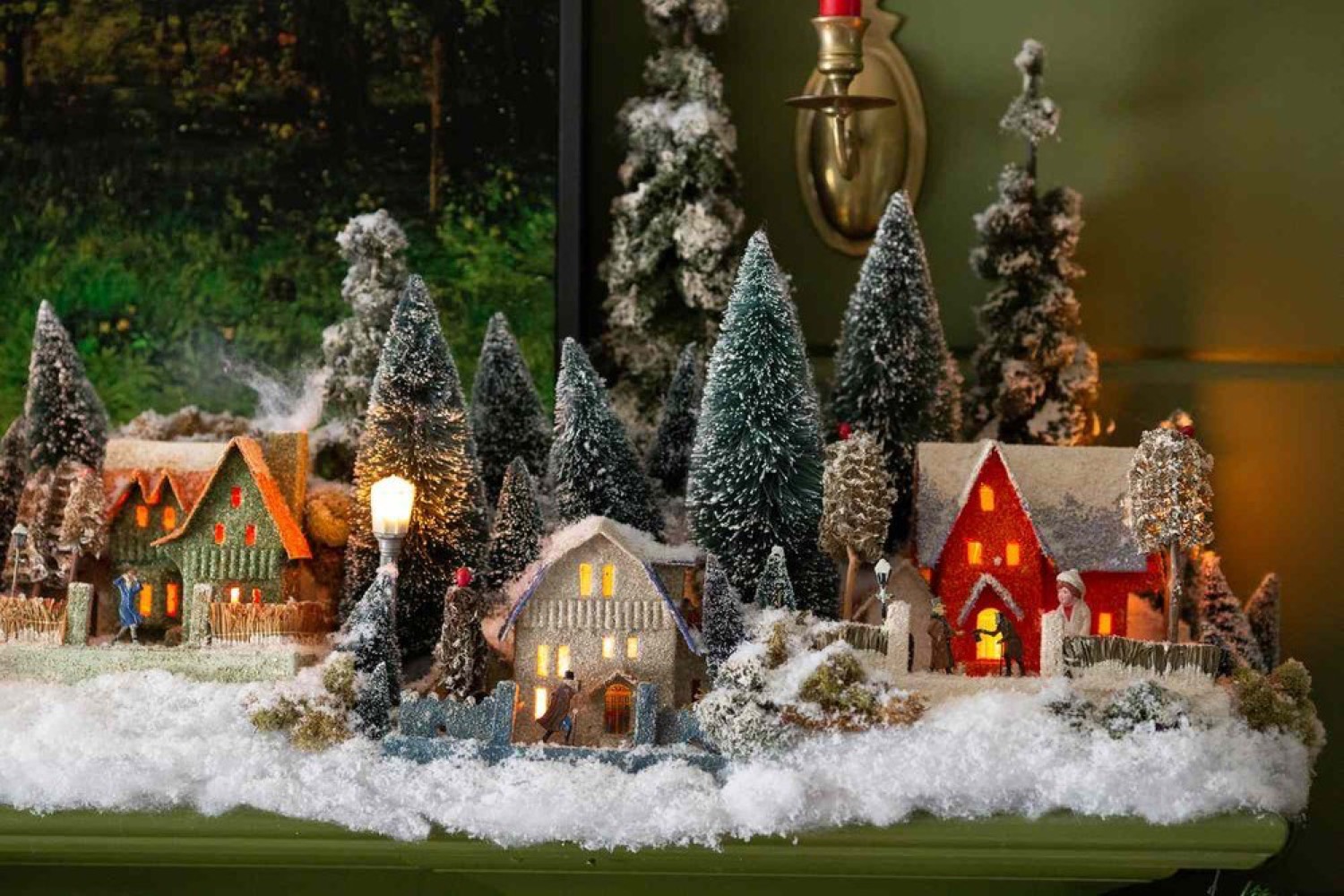 8 Vintage Christmas Ornaments Collectors Still Chase