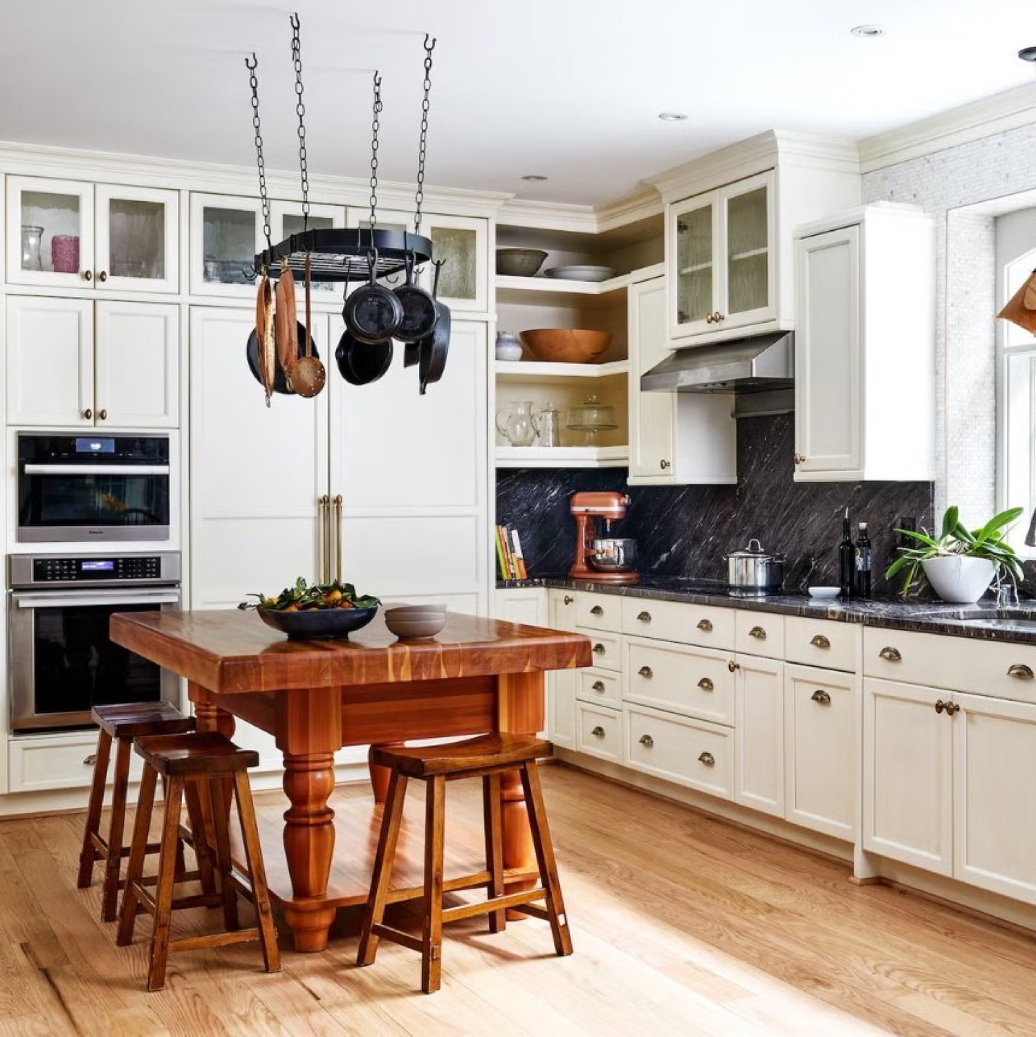 Planning a Kitchen That Fits More Than One Cook